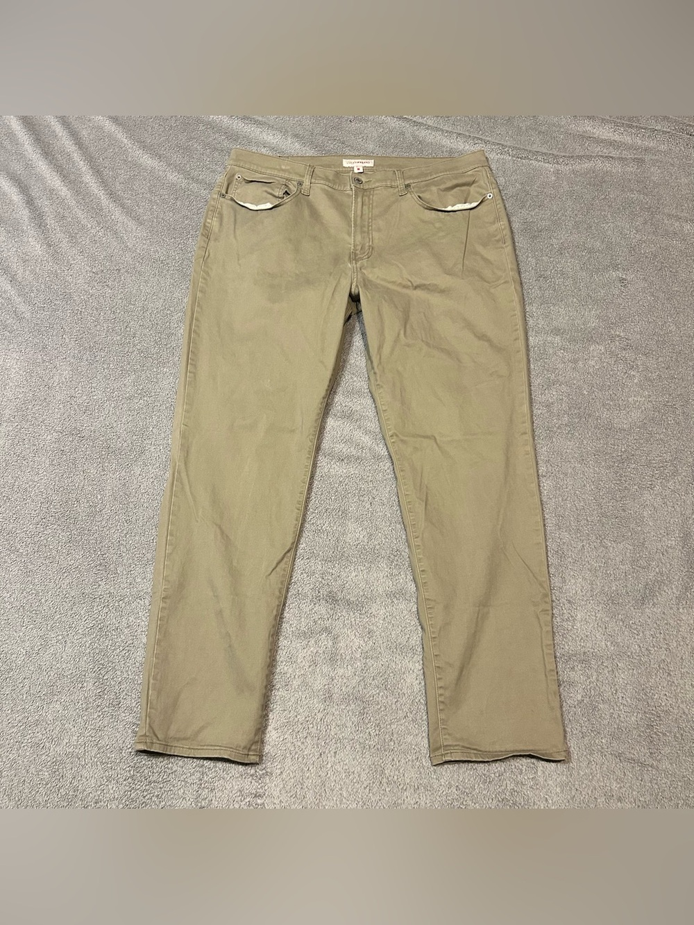 Lucky Brand 121 Slim Straight Tan Khaki Chinos Mens Size 38x32 Smart Casual